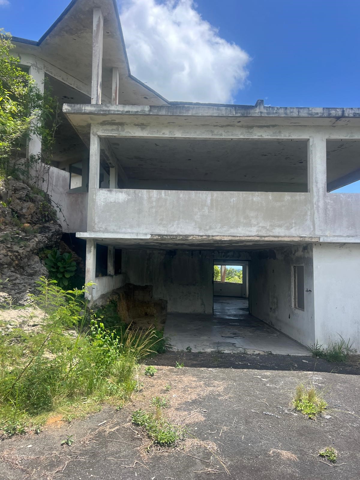 43|Bo. Rio Lajas Espinosa Carr 670 Km 6.1